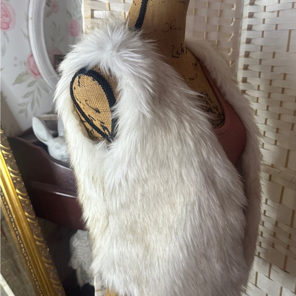 White Faux Fur Bohemian Vest - Picture 3 of 6